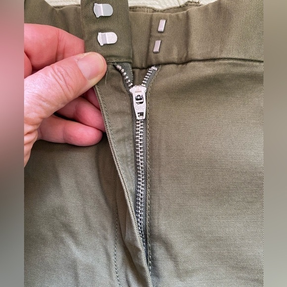 Gap Boyfriend roll-up shorts 14 NWT - Picture 12 of 13